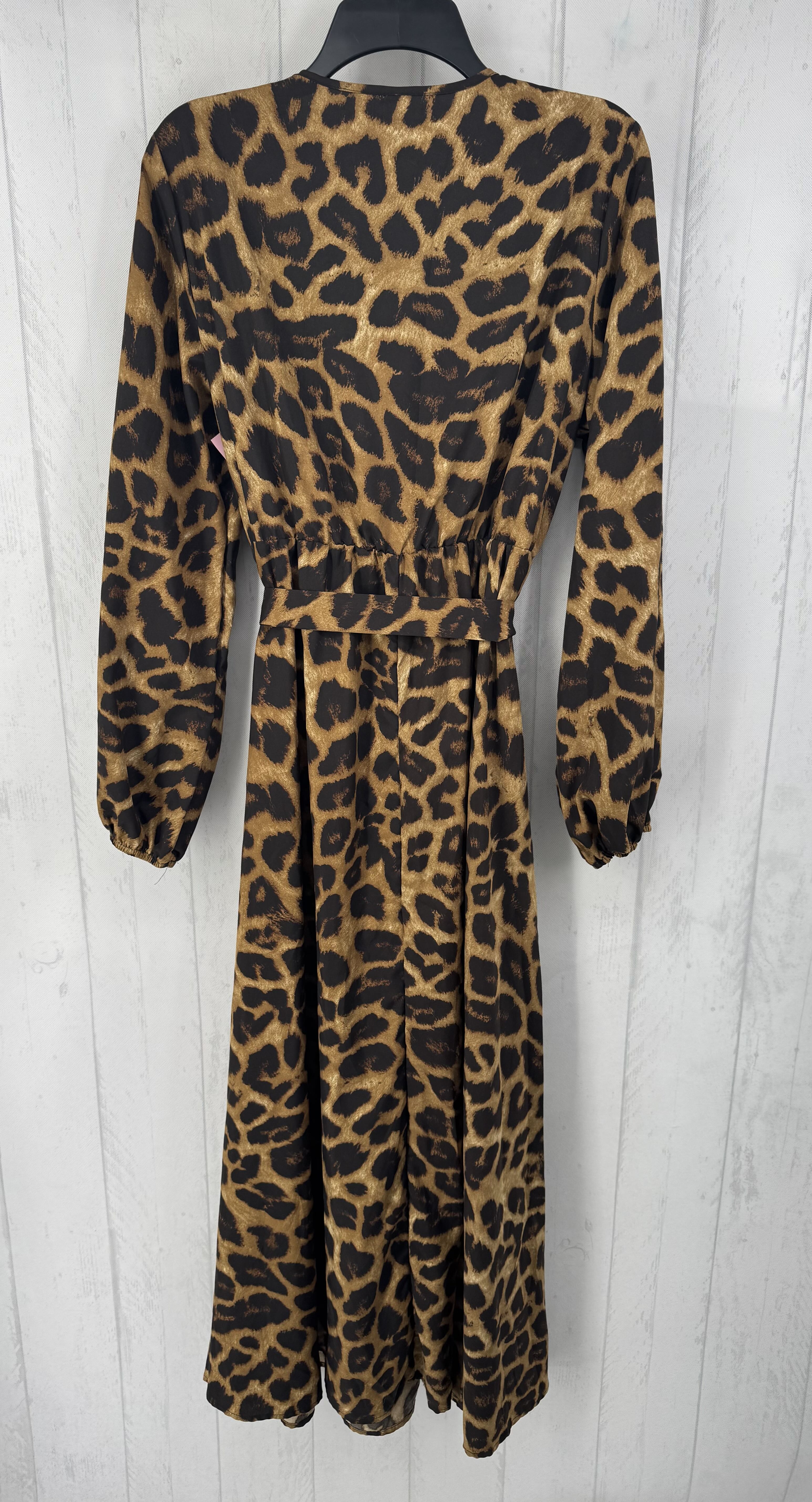 XL animal print l/s belted dress