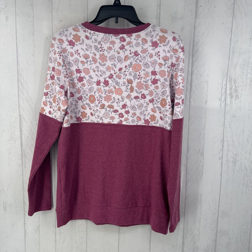 S floral accent sweatshirt