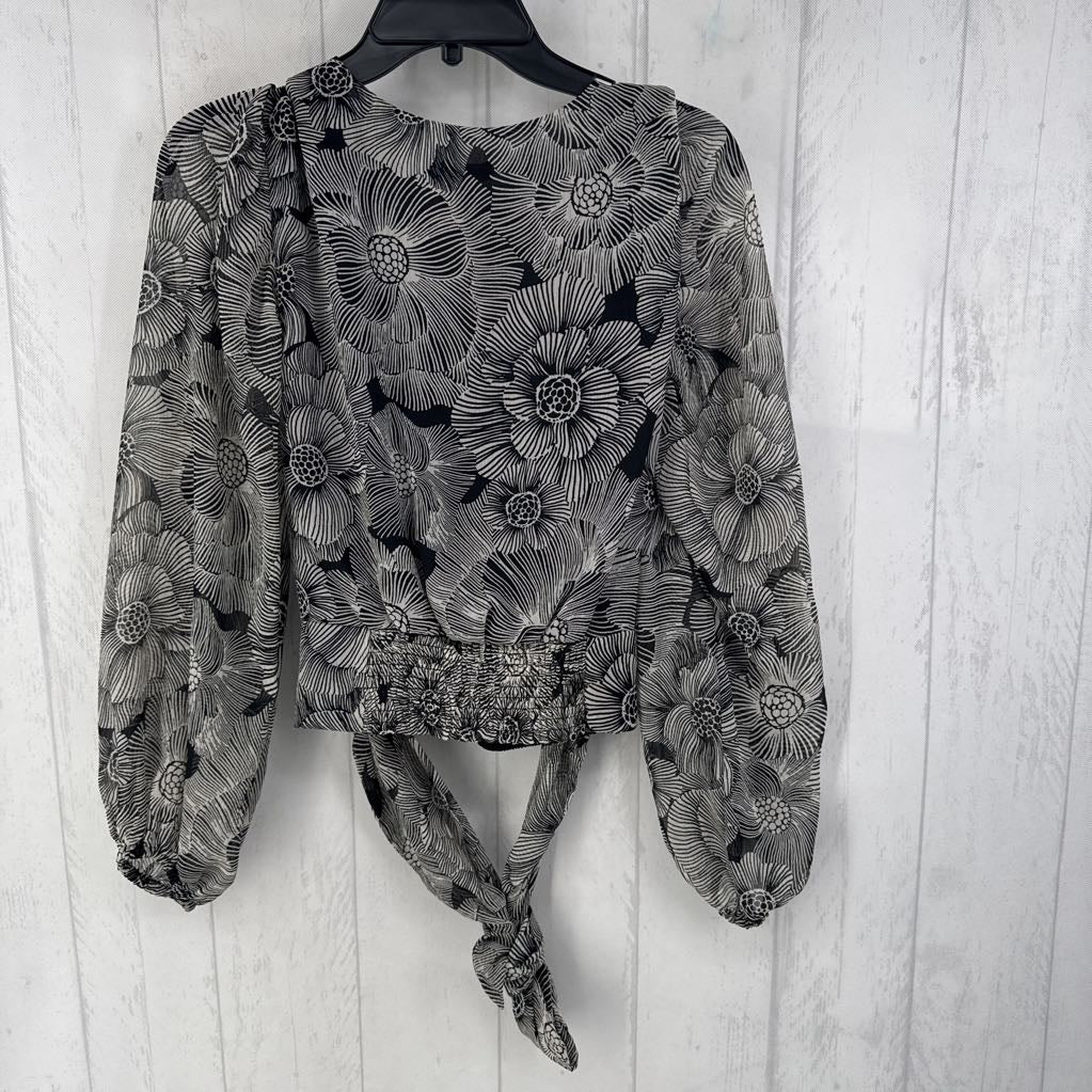 M v-neck l/s top