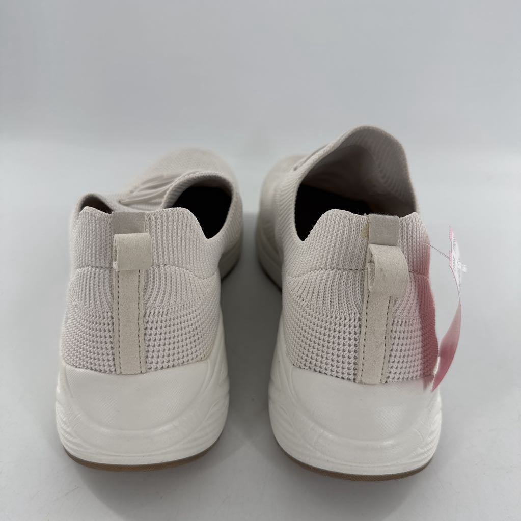 11 memory foam slip-on sneaker