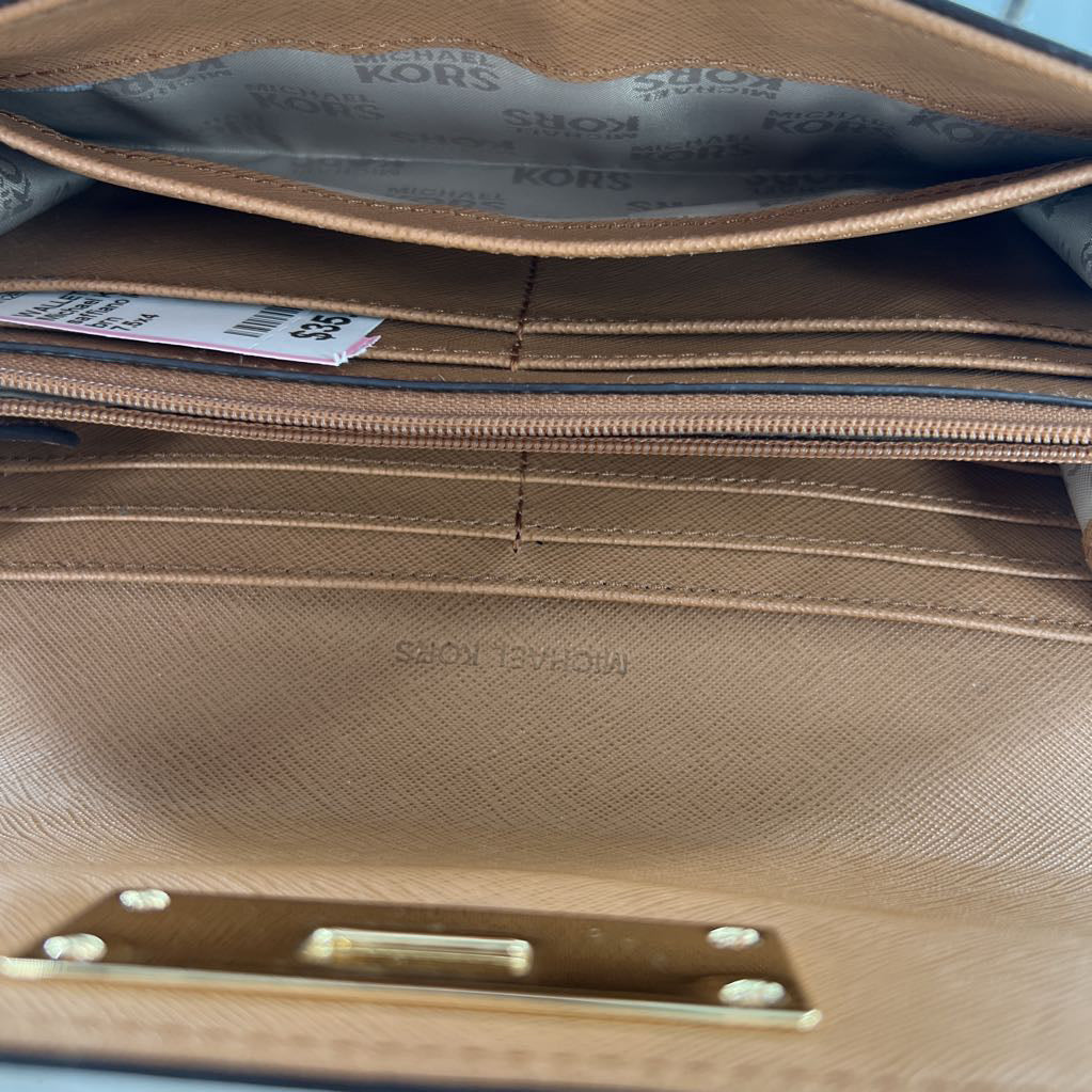 saffiano leather bi-fold wallet