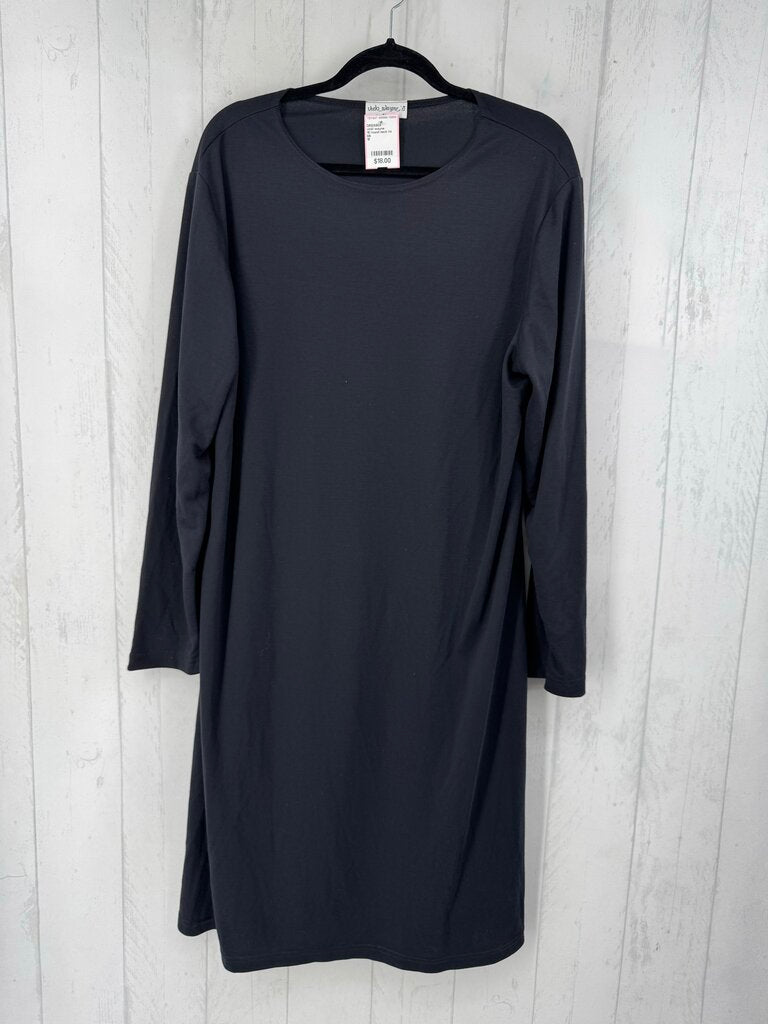 18 round neck l/s dress