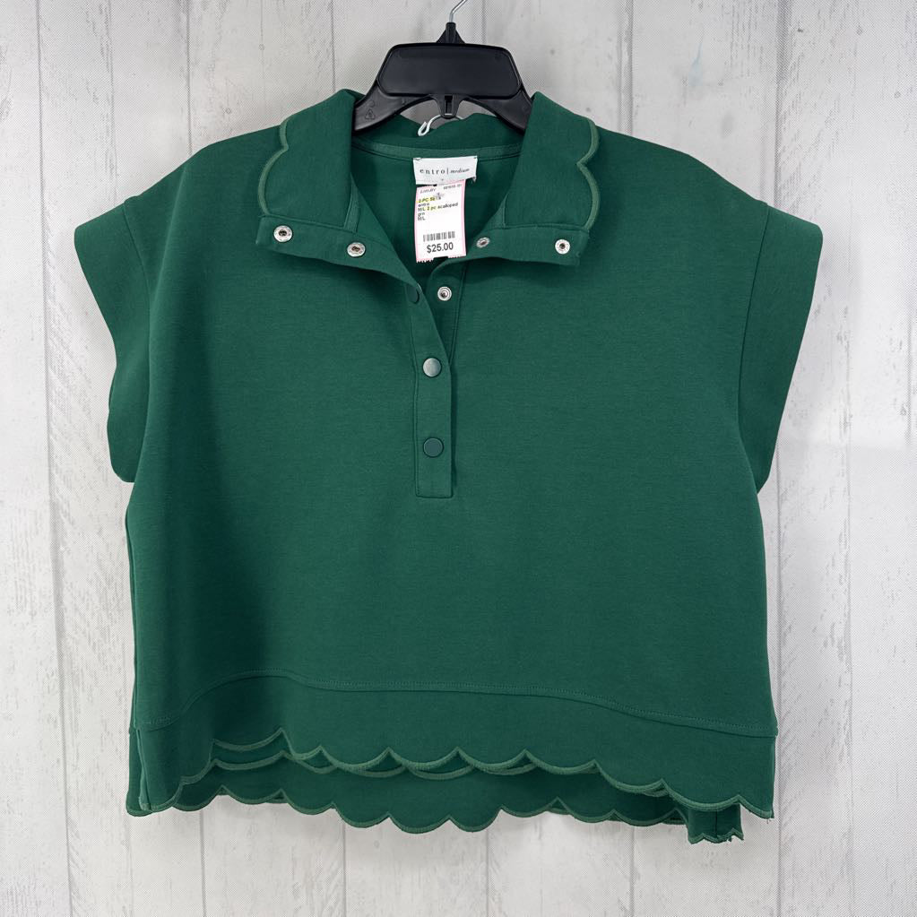 M/L 2 pc scalloped skirt set