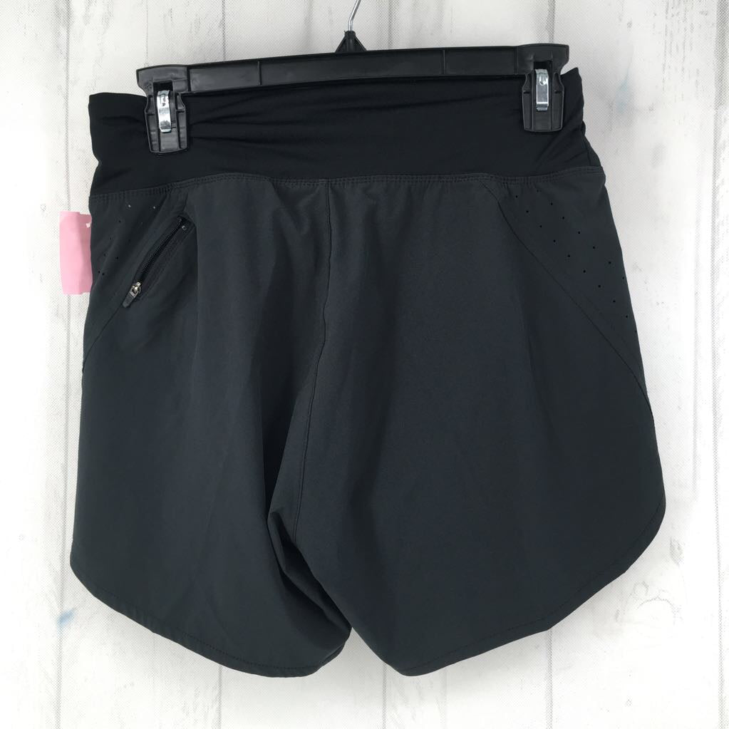 S pull-on shorts