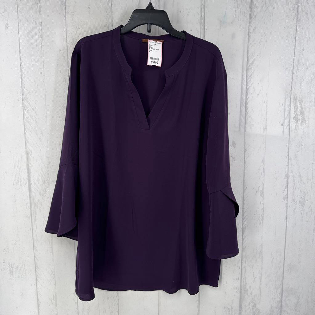 XL v-neck flutter slv top