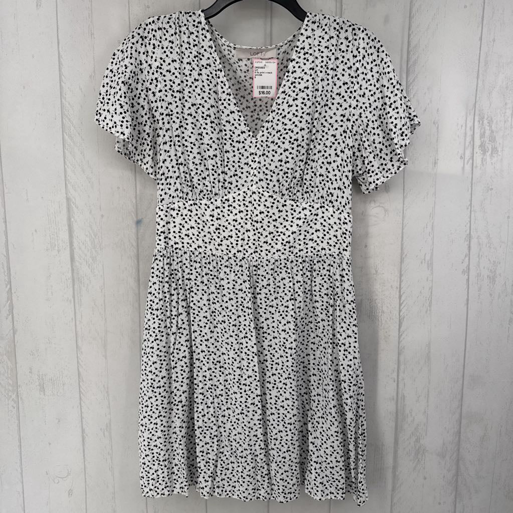 8 flo print v-neck flutter slv dress
