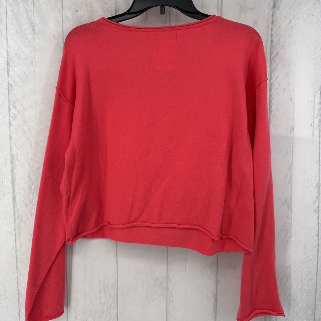 M crop heart sweater