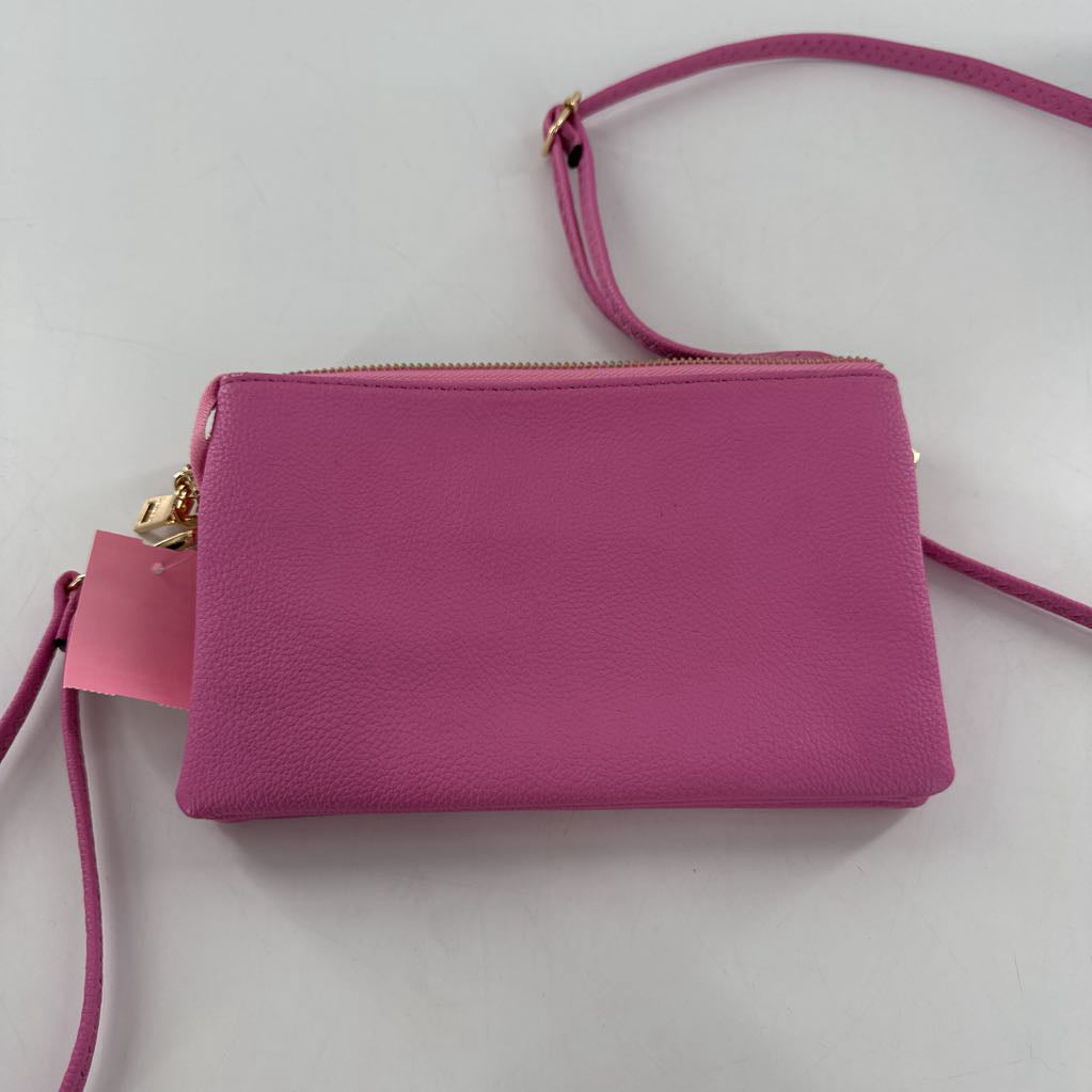 vegan triple compartment crossbody/wristlet