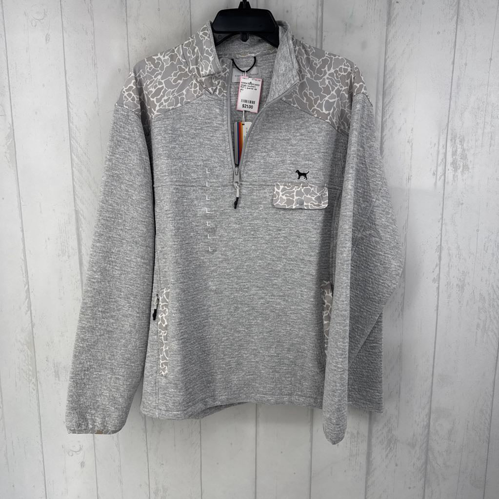 R37 L quarter zip pullover