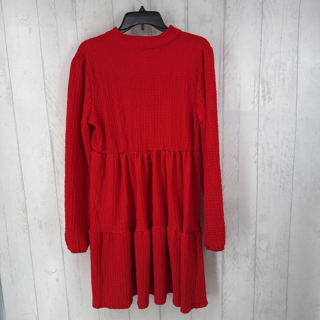 M textured v-neck tiered l/s dress