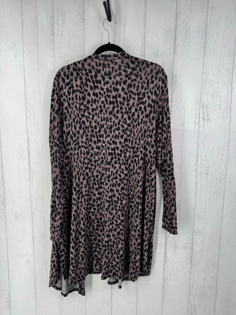 XL animal print cardi