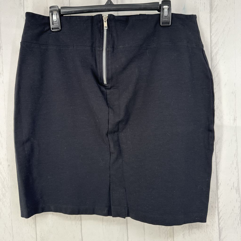 1X lace-up detail skirt