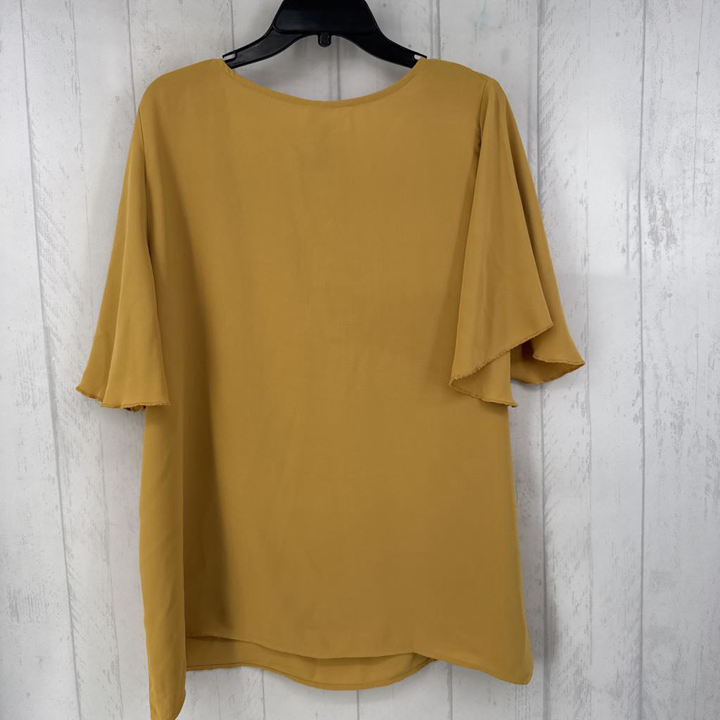 1X button front flutter slv top