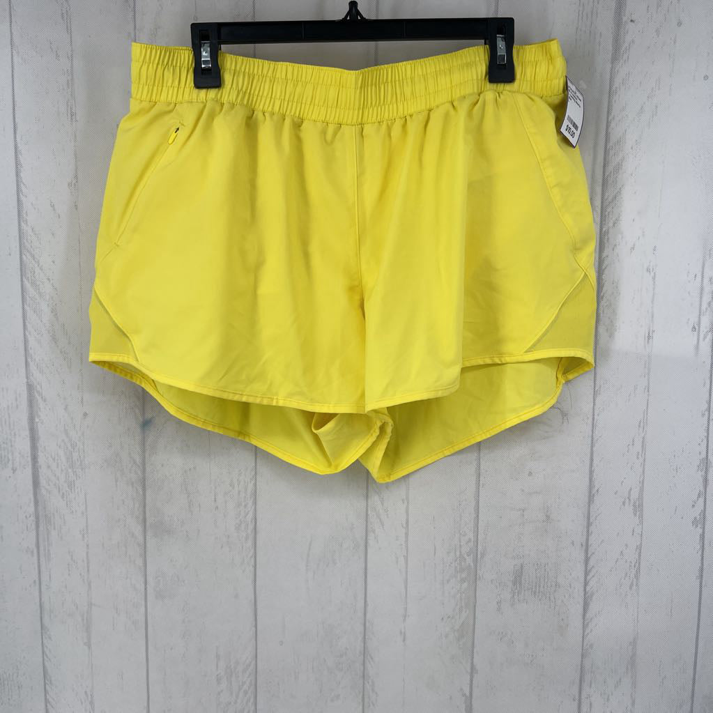 L running shorts