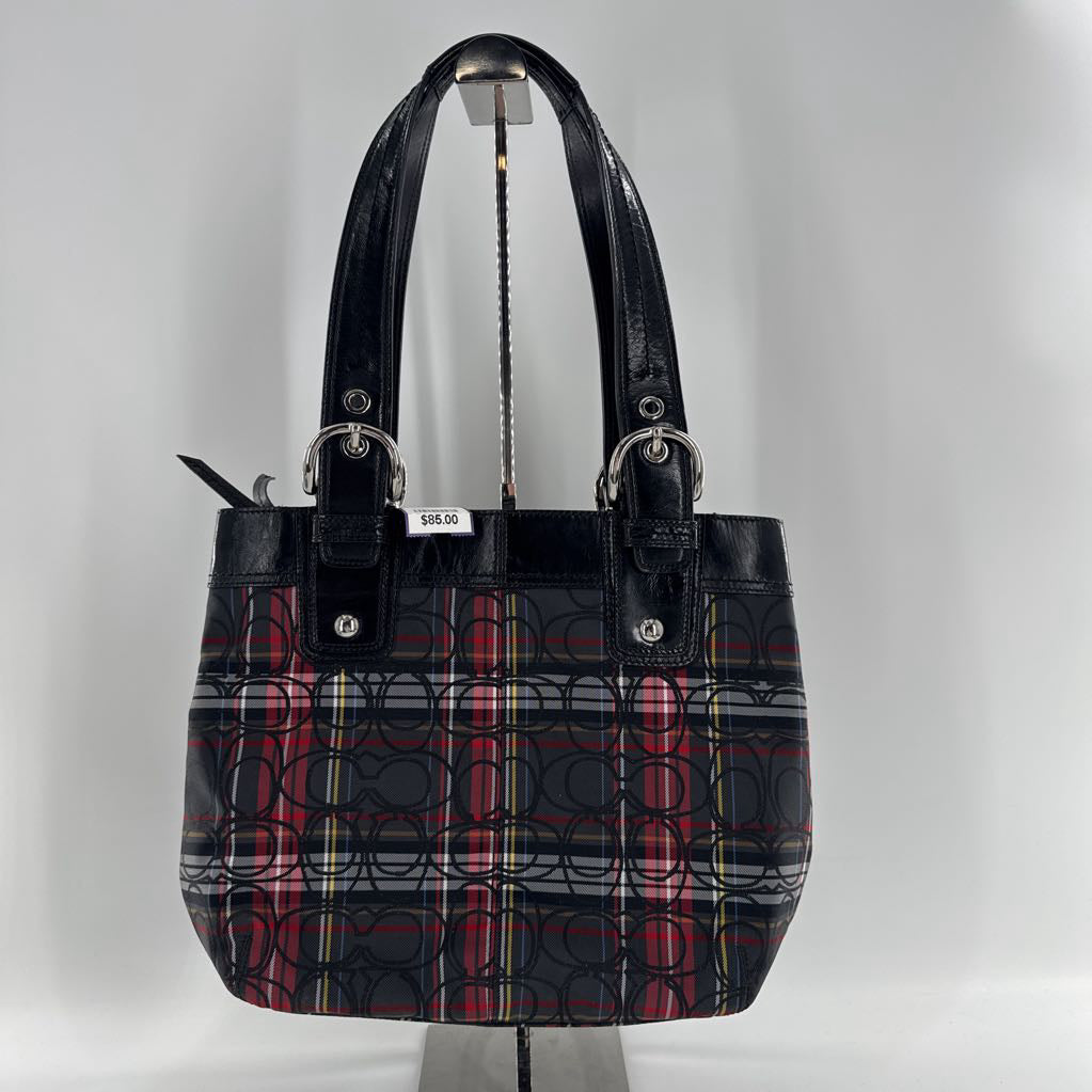 signature tartan plaid shoulder bag