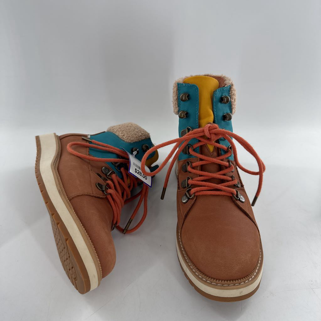 7 multi-color hiking boot