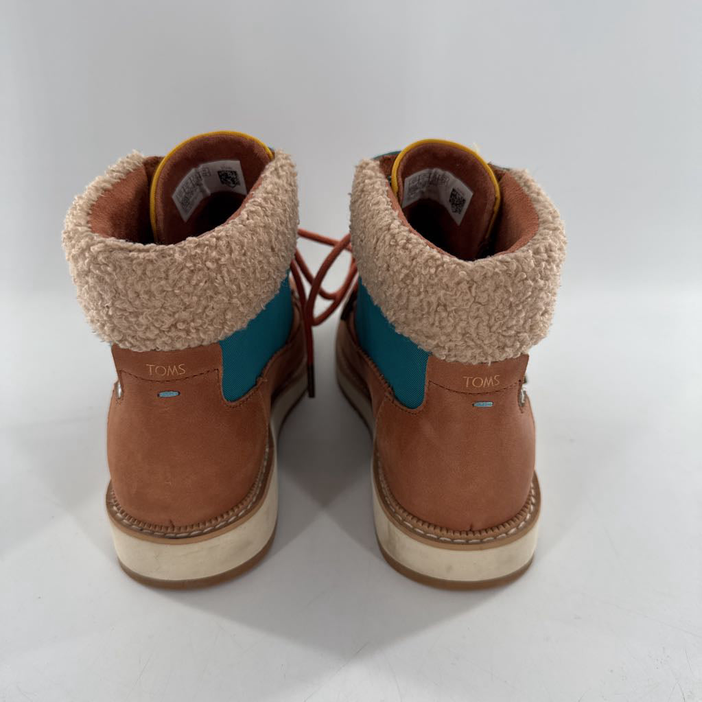 7 multi-color hiking boot