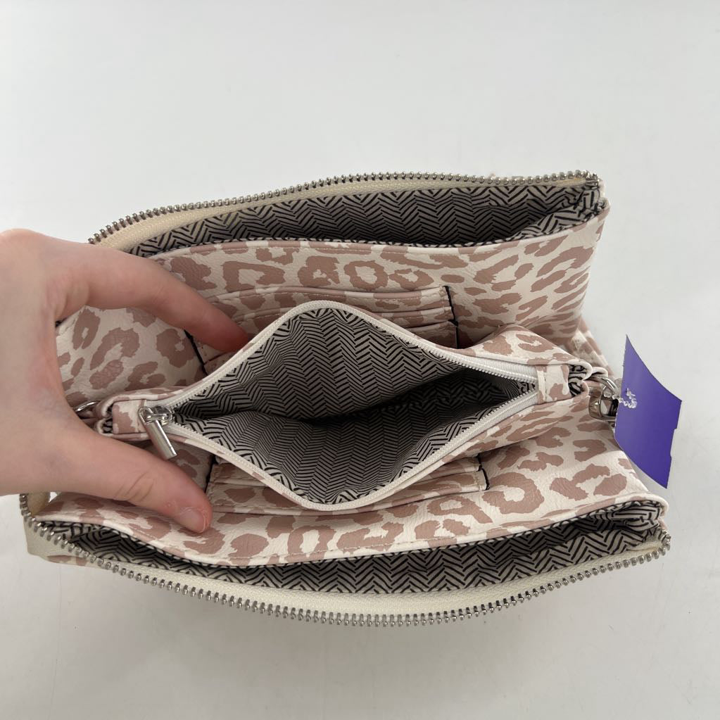 animal print triple compartment wristlet