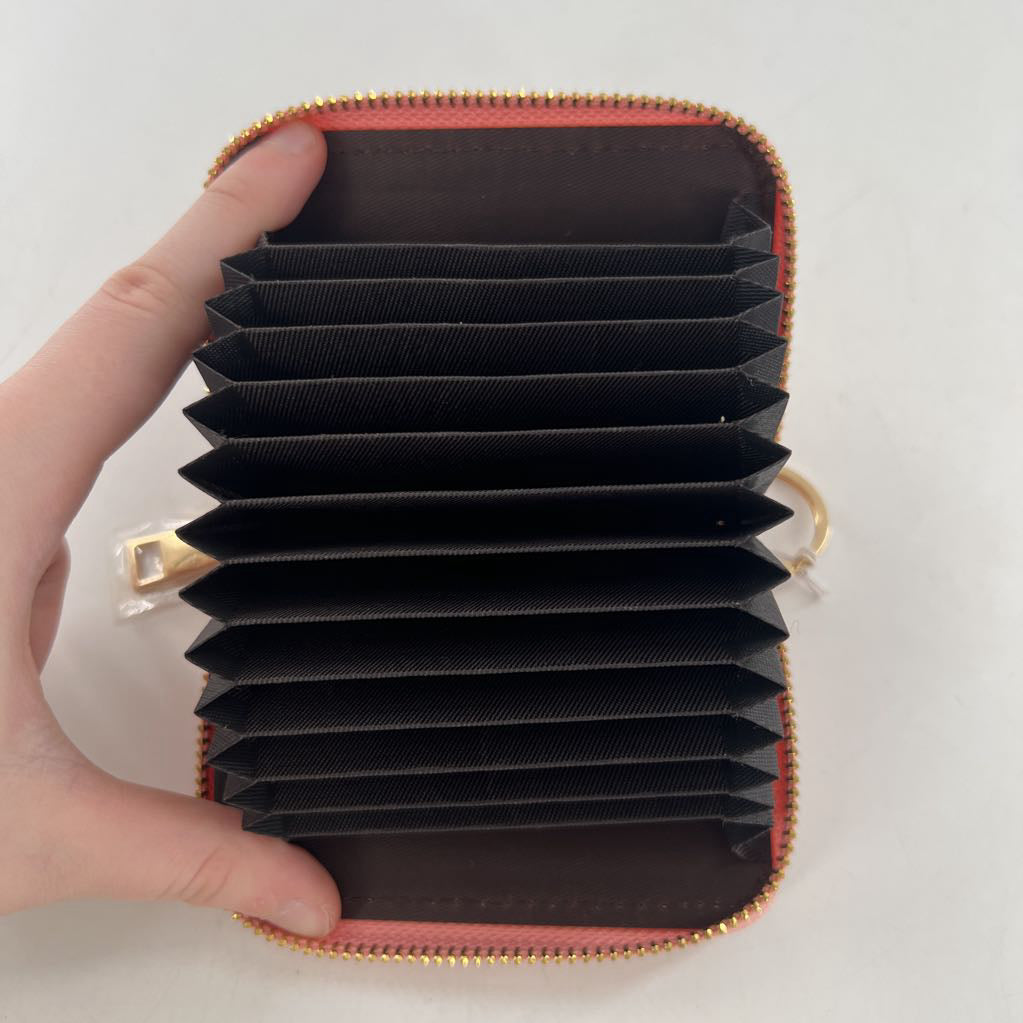 checkered zip around card-holder