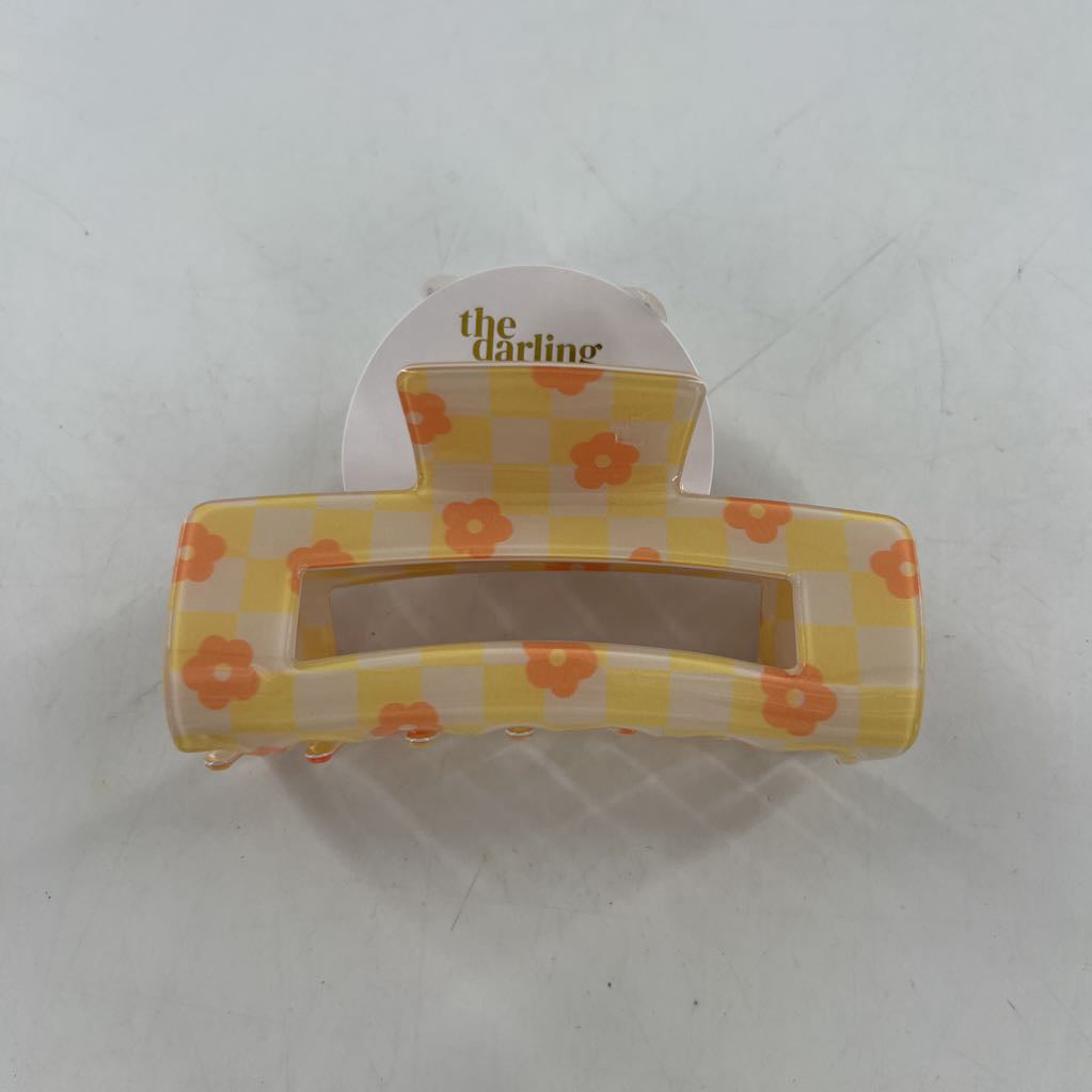 flo print hair clip