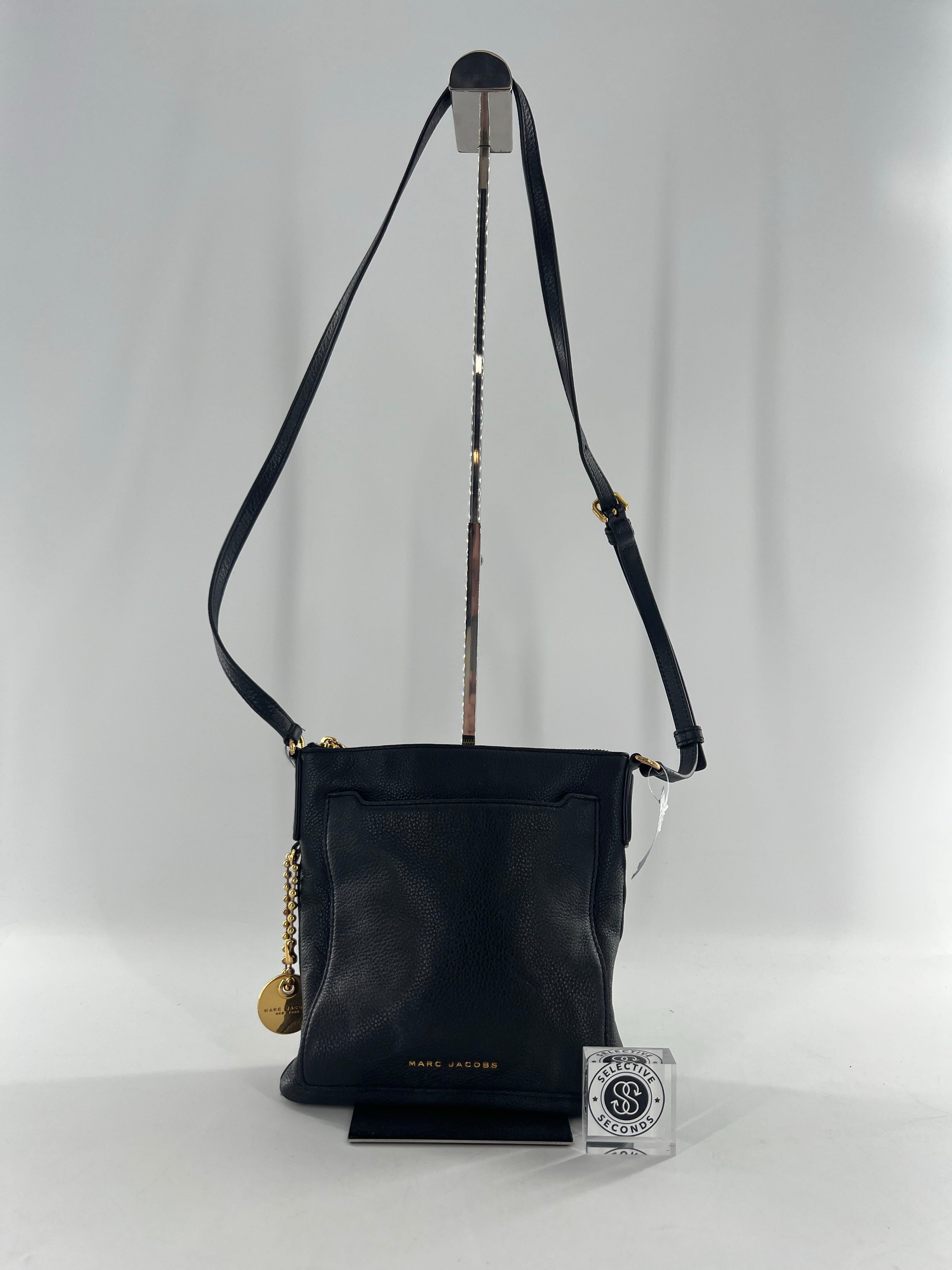 top zip crossbody w/ slip pocket