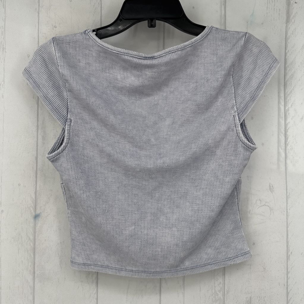 M v-neck s/s top