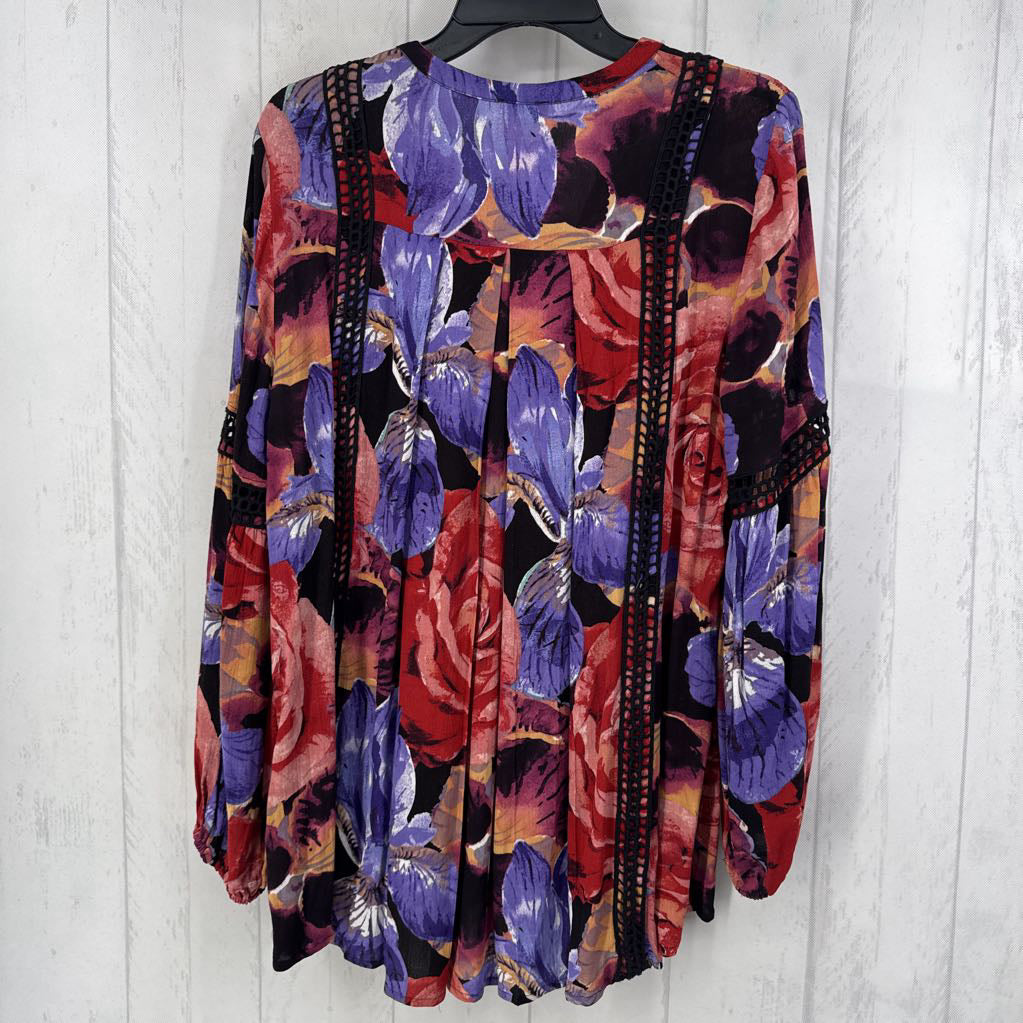 M flo print v-neck l/s top
