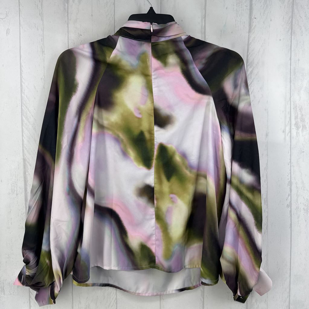 14 mock-neck w/ cutouts l/s top