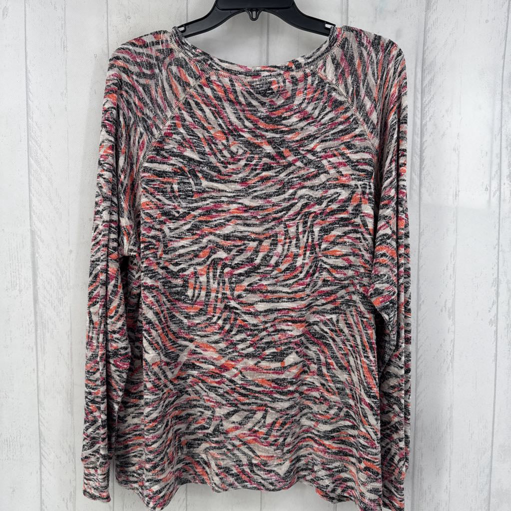 XL printed l/s top