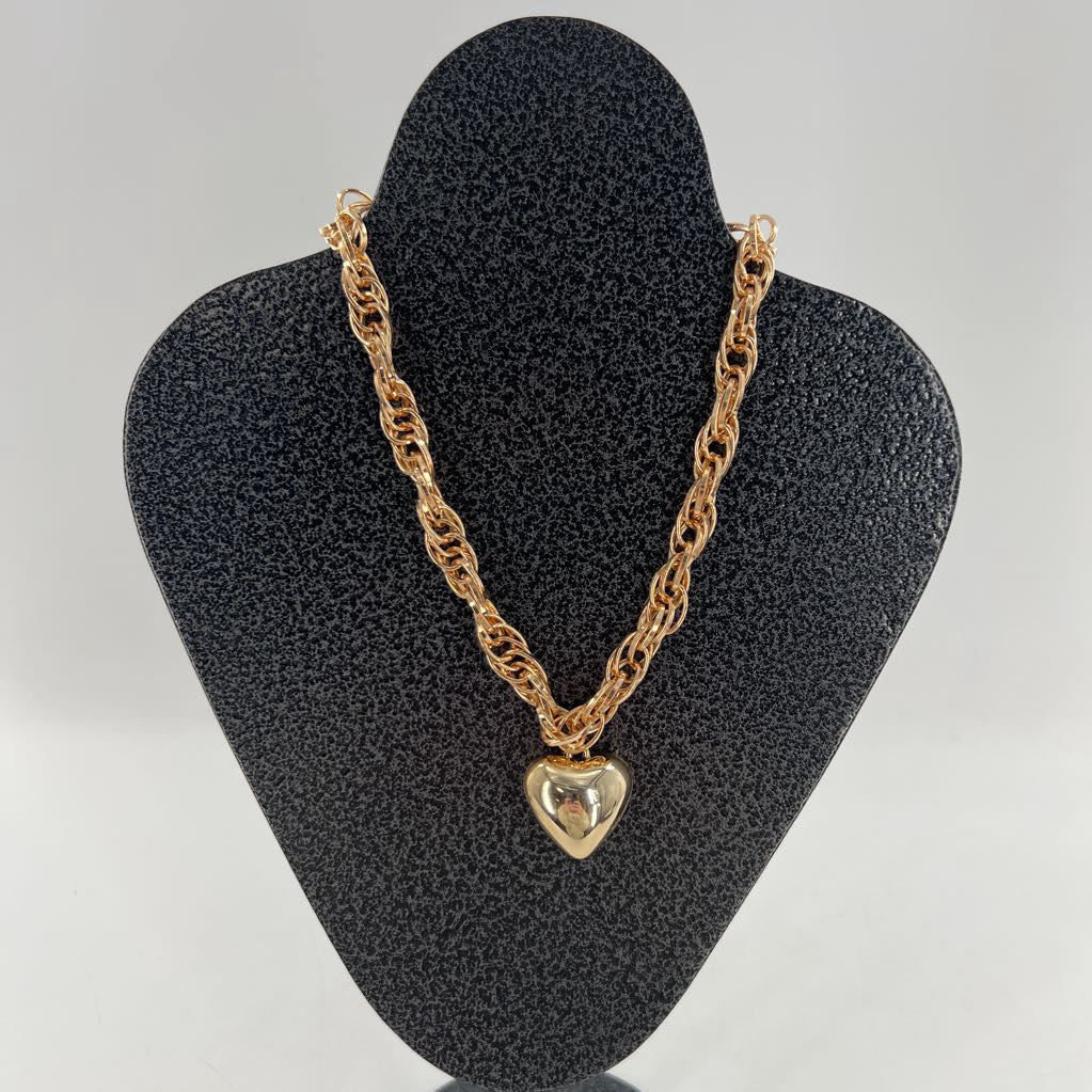12" gold tone chain necklace w/ bubble heart pendant