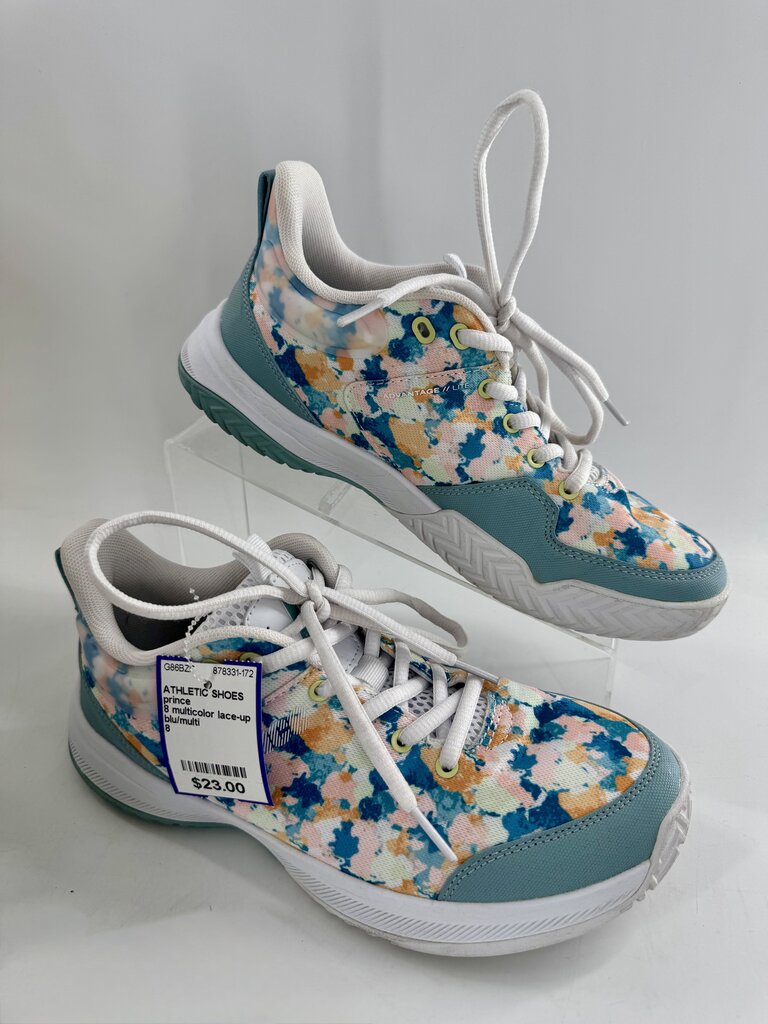 8 multicolor lace-up sneaker