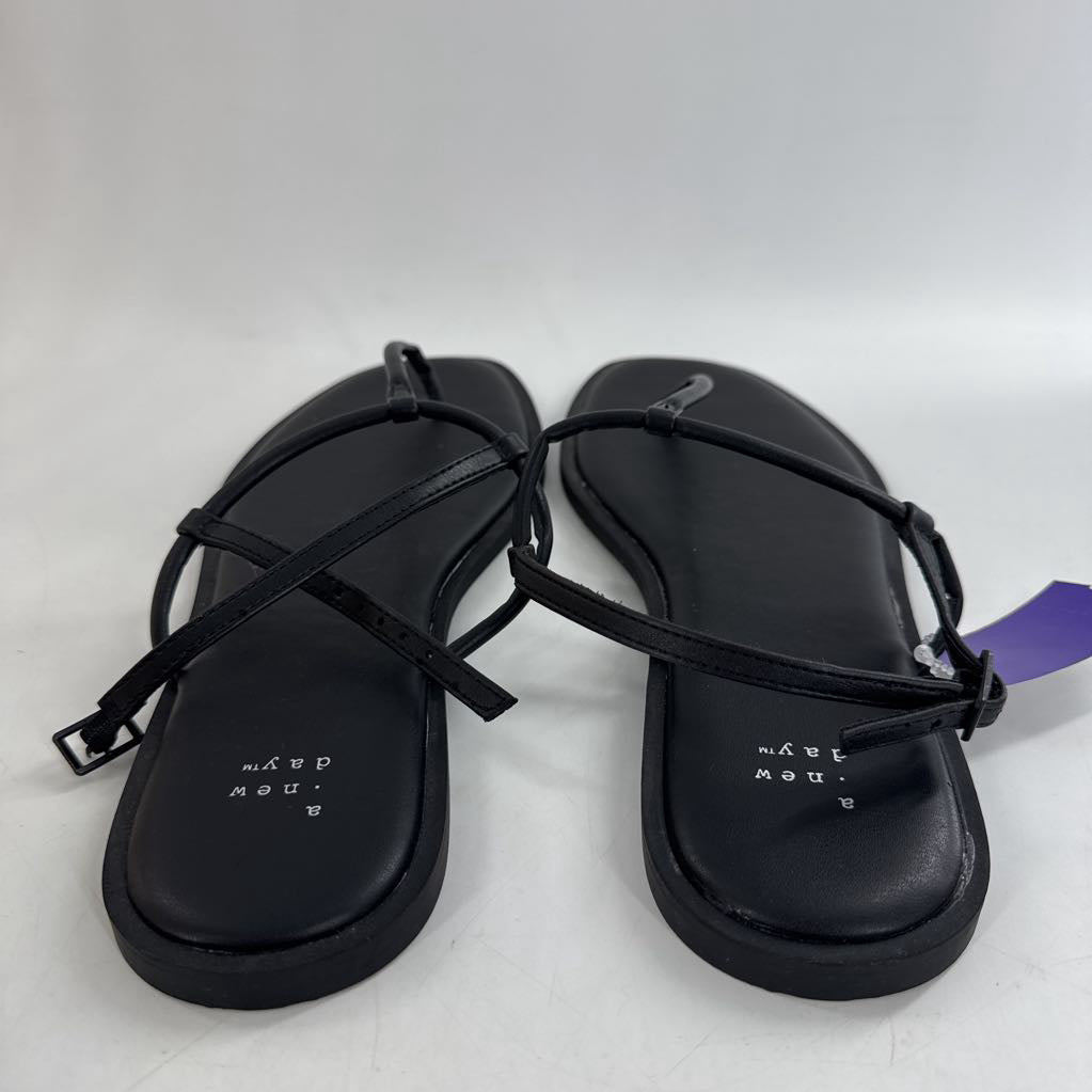 11 t-strap sandal