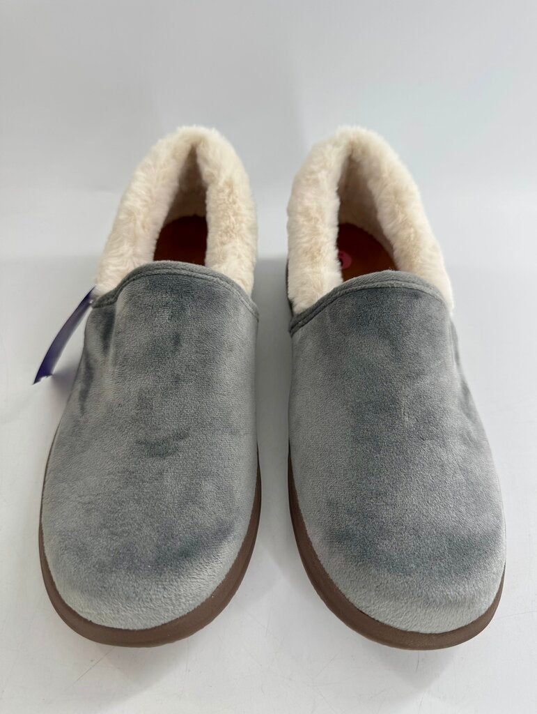 9 sherpa slip-ons
