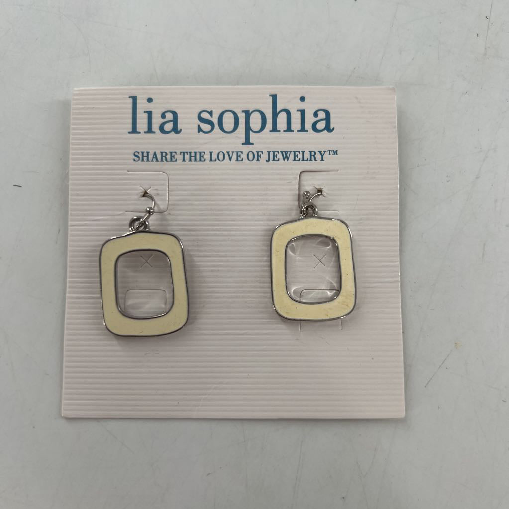 cream square dangle earrings