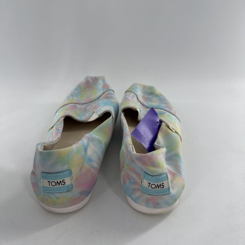 7.5 tie-dye slip on loafers