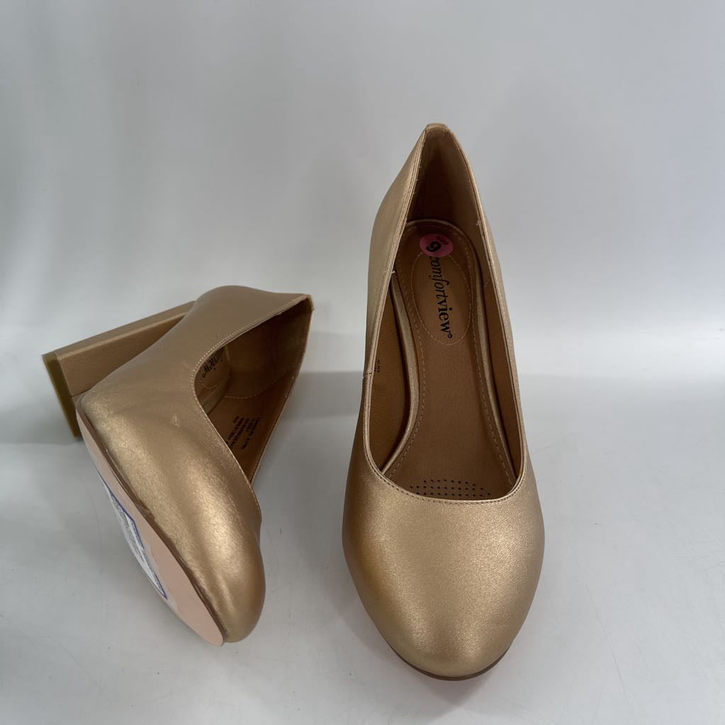 9ww round toe pumps