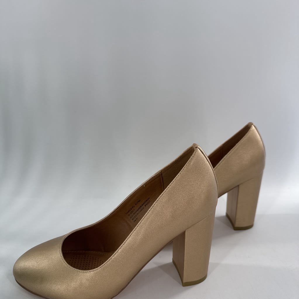 9ww round toe pumps