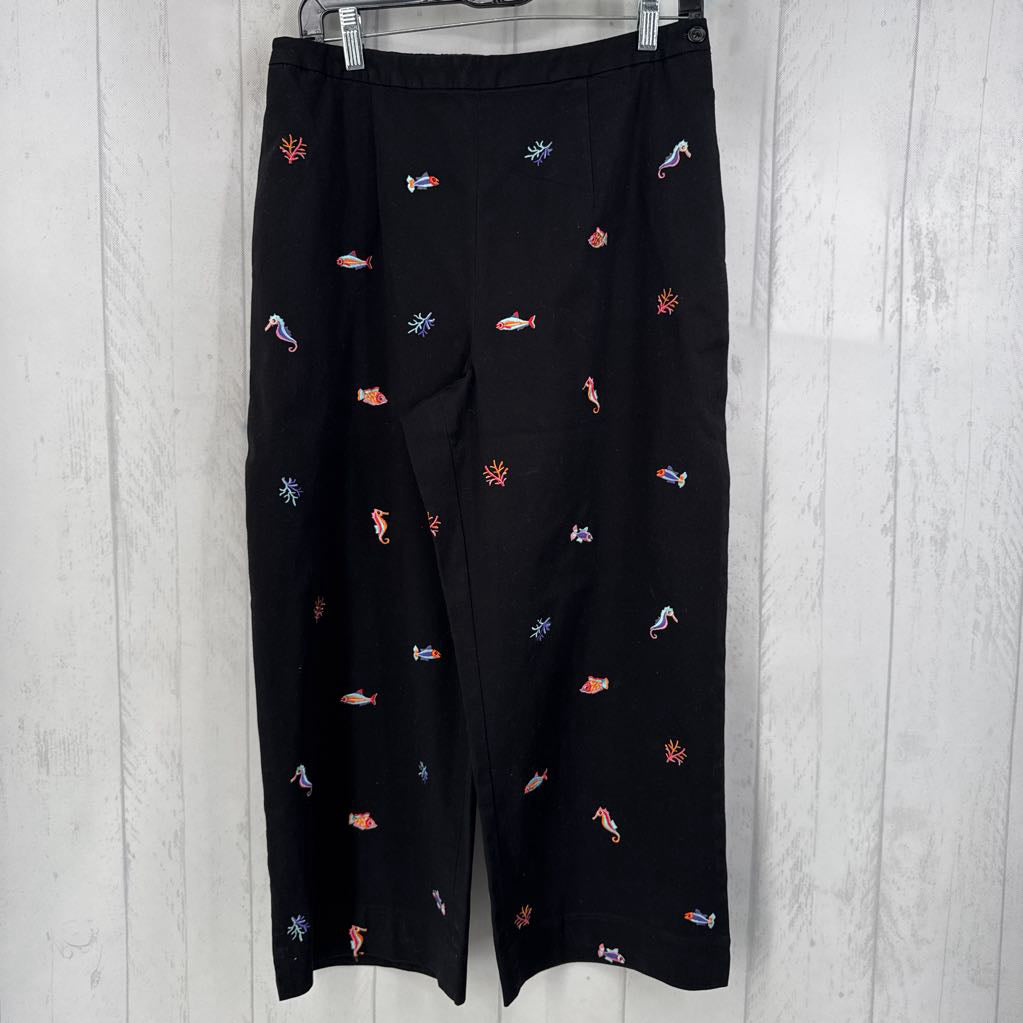 12 sea life embroidered capris