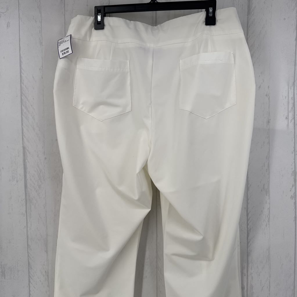 L pull-on crop pant