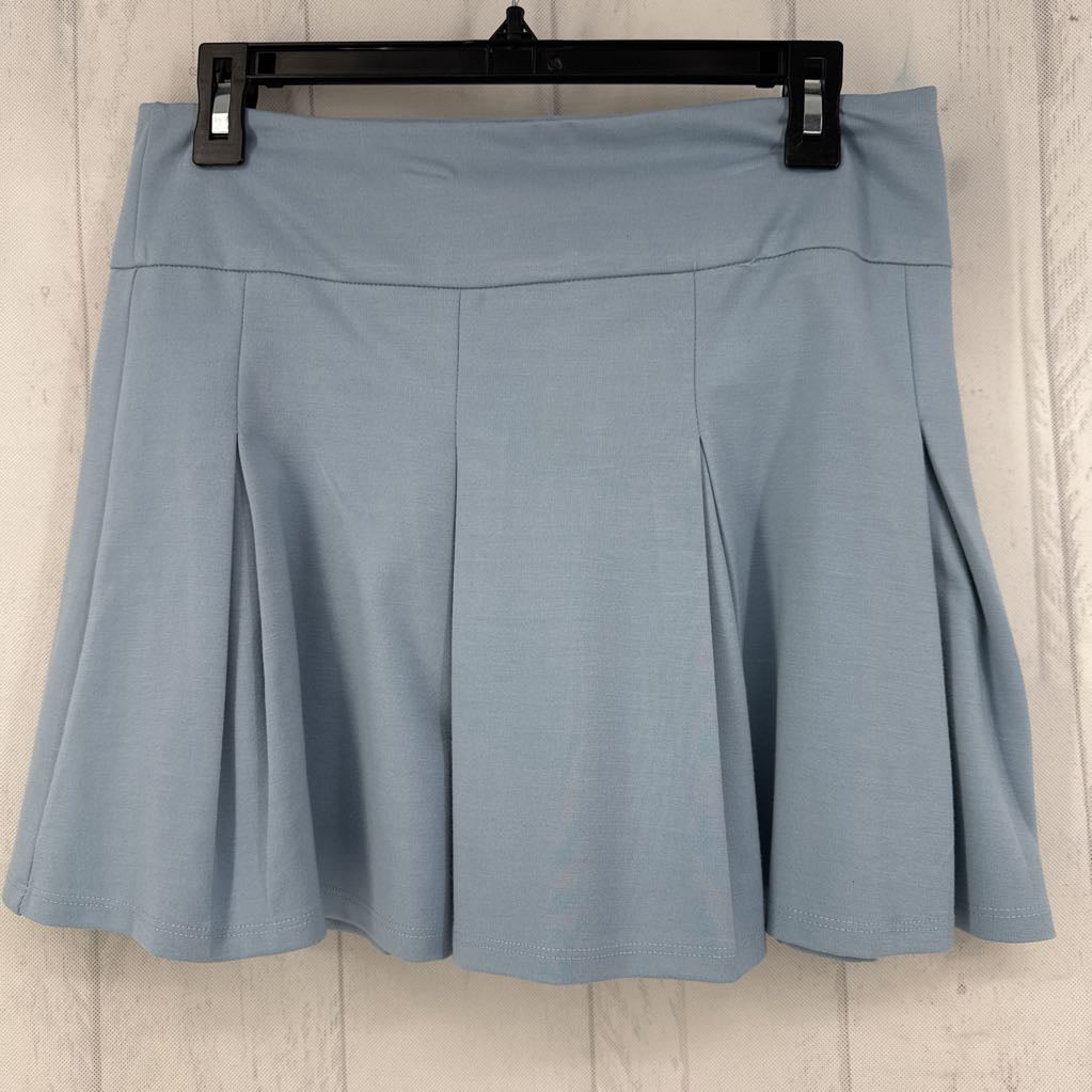 L pull-on pleated skirt