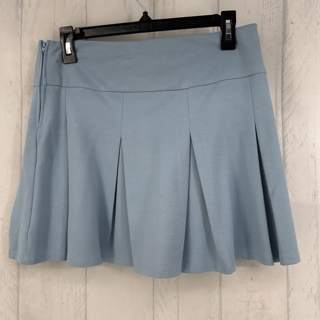 L pull-on pleated skirt
