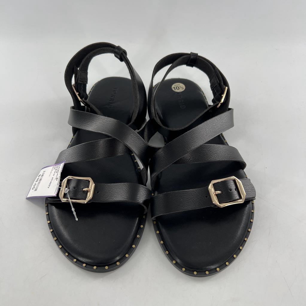 10.5ww strappy gladiator sandals