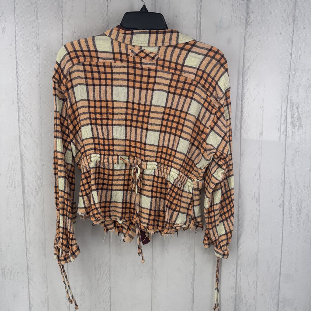 L plaid ruched slv button down top