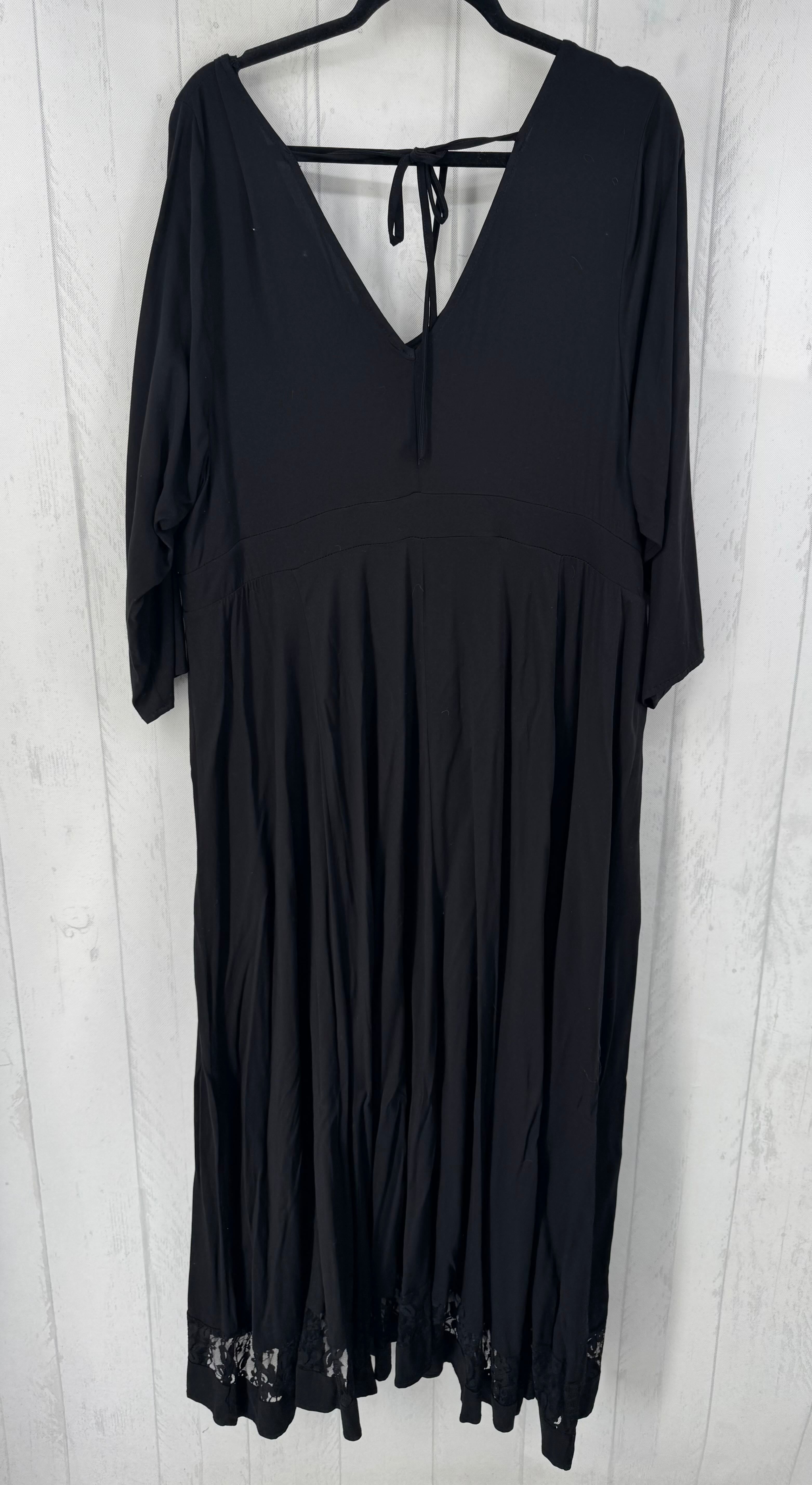 3X v-neck lace bottom 3/4 slv dress