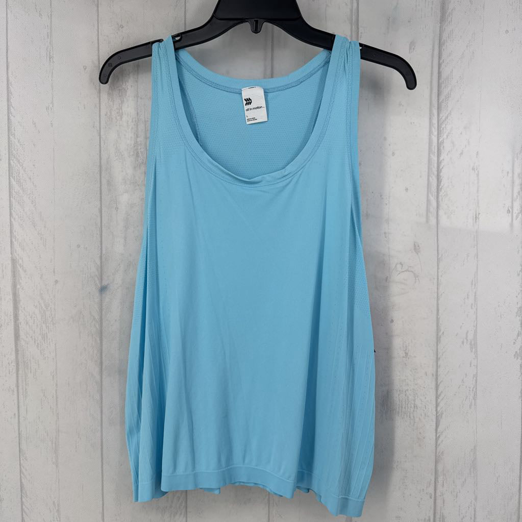 L scoop neck tank