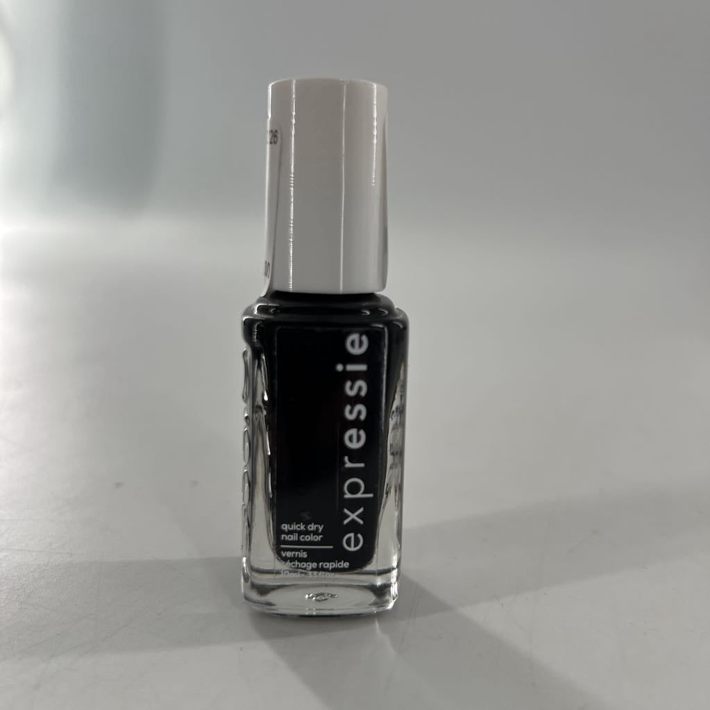 nail polish-black