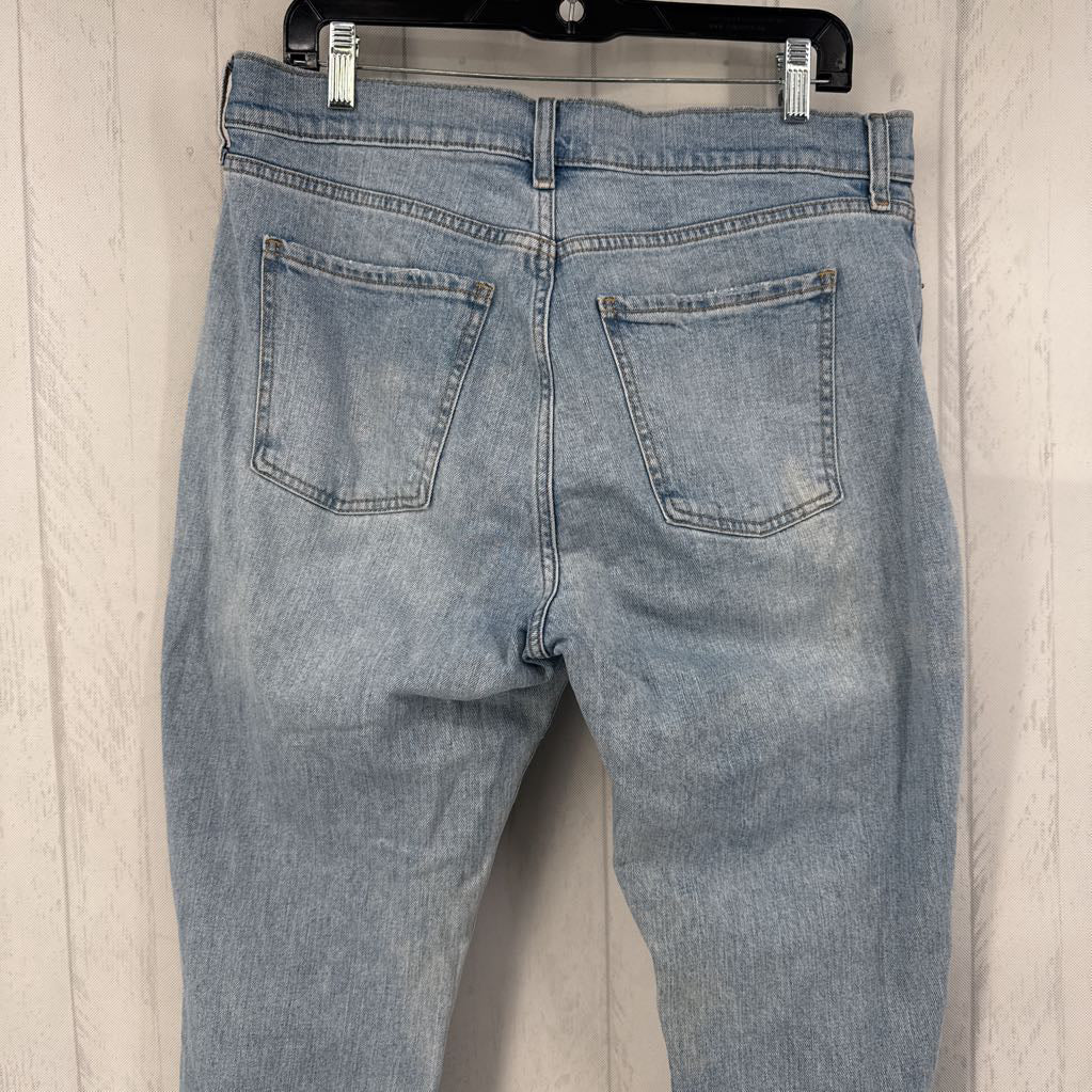 10 mid-rise boyfriend jean