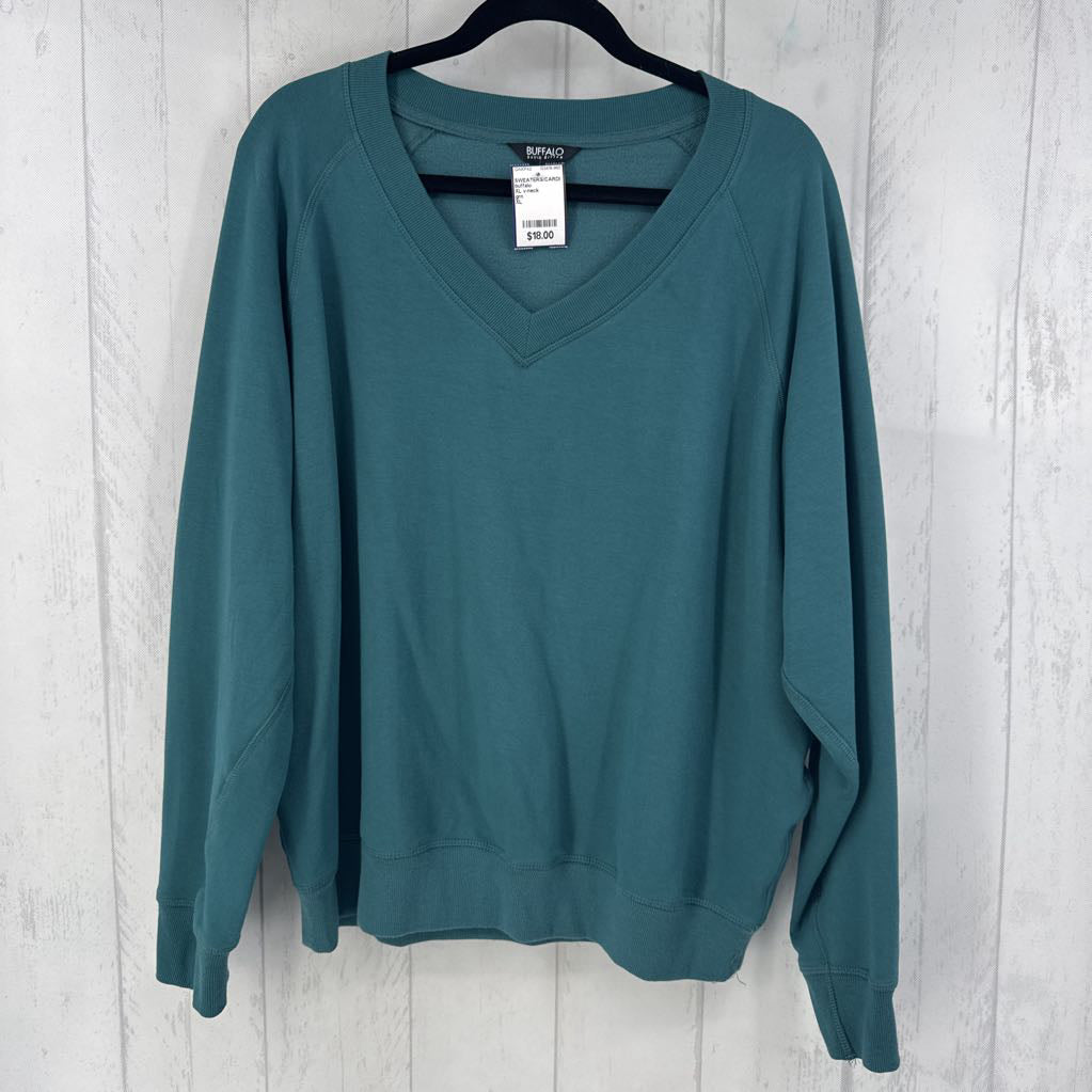 XL v-neck sweatshirt