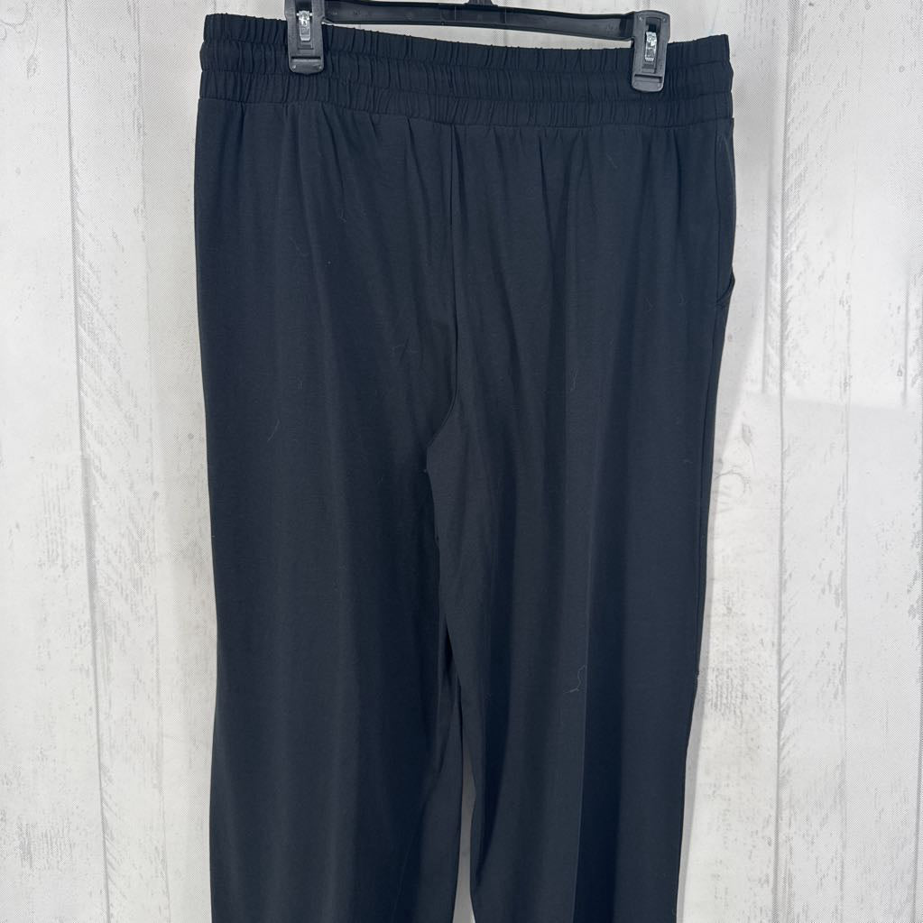 M pull-on wide leg pant