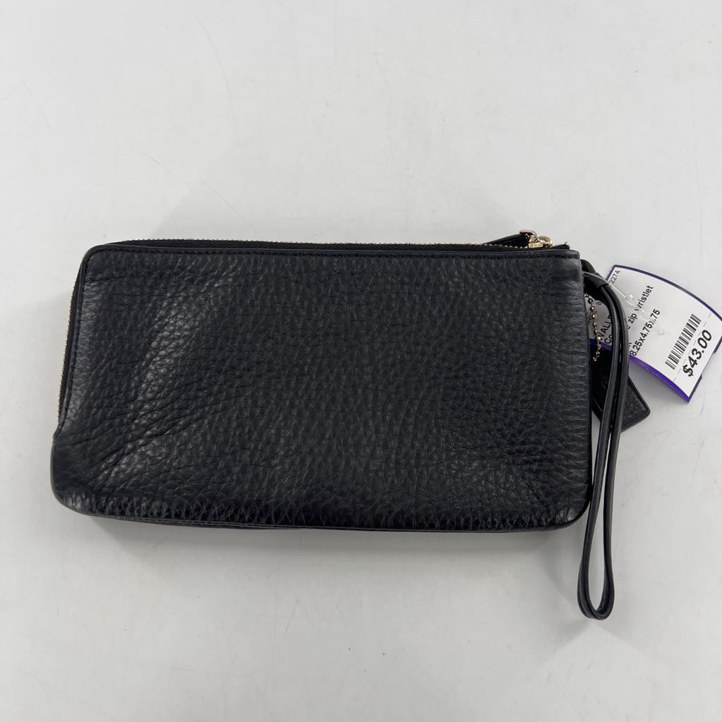 double zip wristlet
